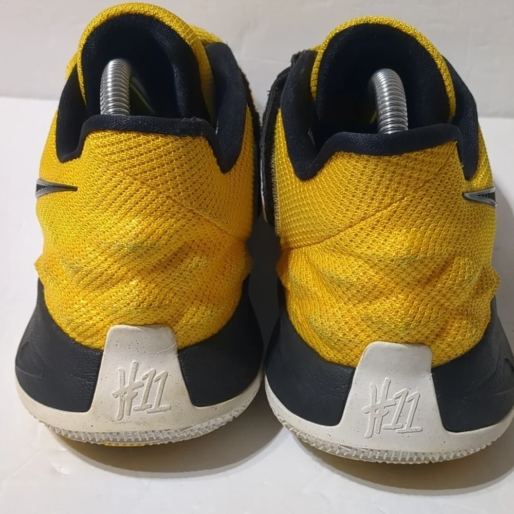 Nike Kyrie Low 'Amarillo' Shoes Men size 8
